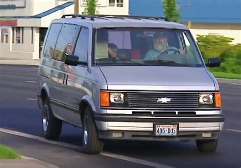 Imcdb Org Chevrolet Astro In The F B I Files