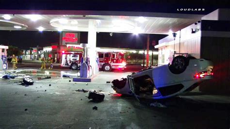 Car Slams Into Panorama City Gas Station Pump Flips Upside Down Abc7