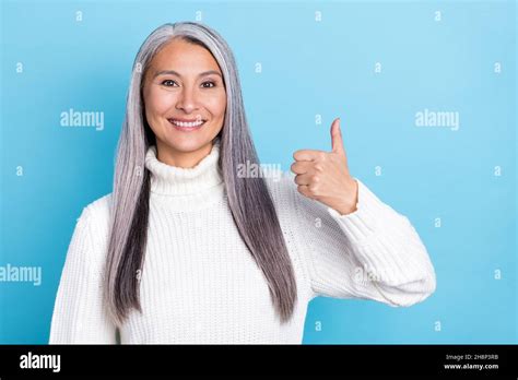 Photo Of Mature Lady Show Thumb Up Approve Great Perfect Suggest Ads