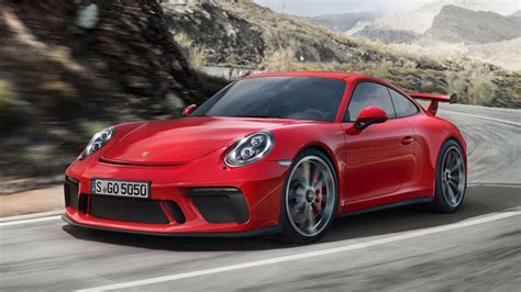 Porsche Gt Restyling Torna Il Manuale Al Salone Di Ginevra