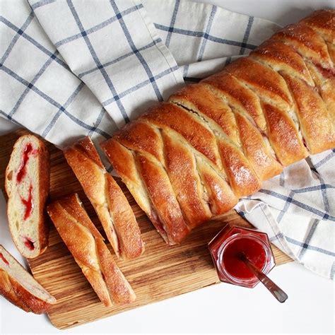 Strawberry Cream Cheese Povitica Bread Recipe Dandk Organizer