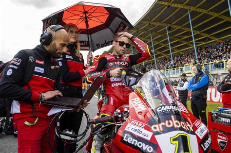 Motogp Bautista wild card a Sepang Non andrà solo per divertirsi