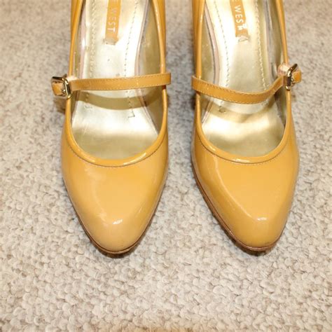 Nine West Nude Patent Leather Lehana Pumps Size 7 5 Gem