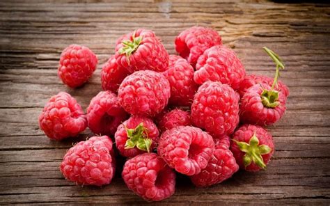 21 Different Types of ‘Berries’ to Eat