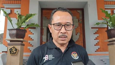 Sekda Suyasa Dicecar Pertanyaan Jadi Saksi Kasus Dugaan Gratifikasi