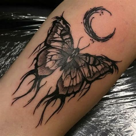 Gothic Crescent Moon Butterfly Tattoo Creative Tattoos Body