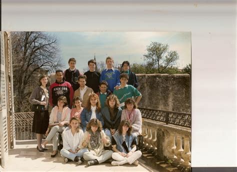 Photo de classe 3 EME 86 87 de 1986 Collège Ste Marthe Copains d avant