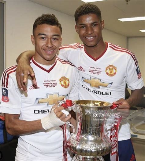 Pin Von Mzn Auf Rashford