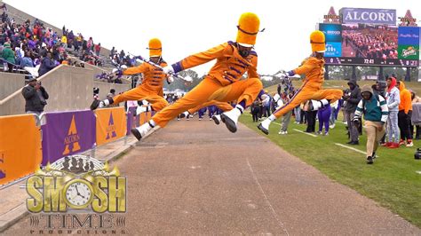 Alcorn State Sod Golden Girls Marching In Vs Jackson State Soul