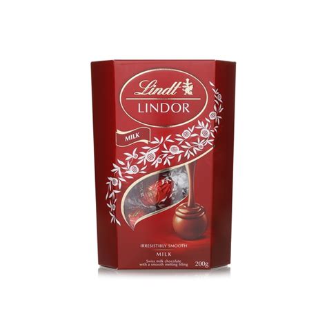 Lindt Lindor Milk Chocolate Truffles 200g Price In Uae Spinneys Uae