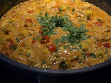 Exotisches Hähnchencurry Mit Jasmin Reis Rezept Kochbar De