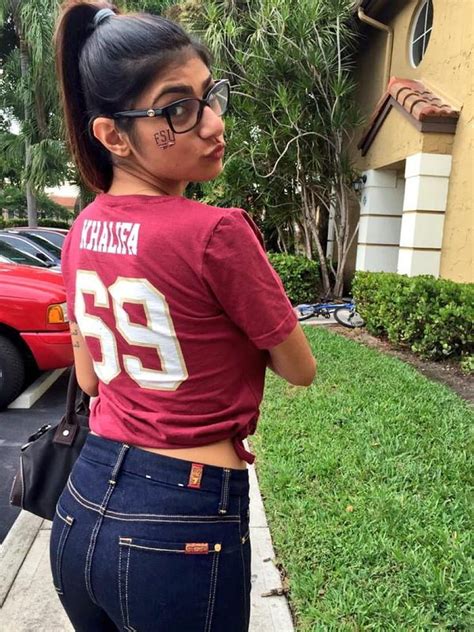 Mia Khalifa Twerk Mia Khalifa Telefonu Hd Telefon Duvar Kağıdı Pxfuel