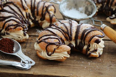 Easy Mocha Cream Croissants