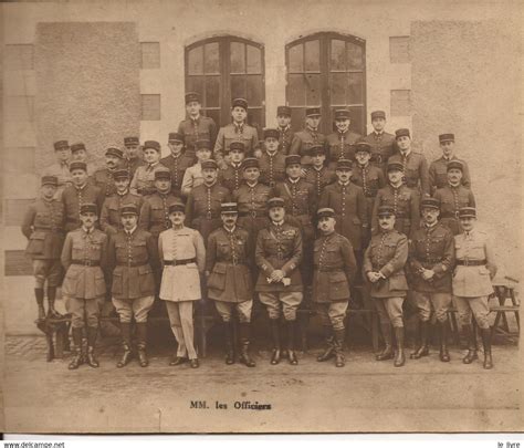 Lot De 2 Photographies Du 57è Regiment D Infanterie Officiers Et Remise De Fanions De Non