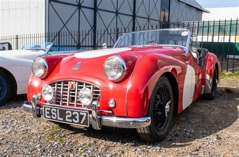 Brooklands Easter Classic Gathering 2023 1957 Triumph Tr Flickr