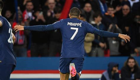 An Cavani vorbei Mbappe mit Tor Rekord für PSG