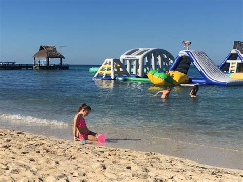 Cozumel Excursion Review: Paradise Beach - Miles For Family