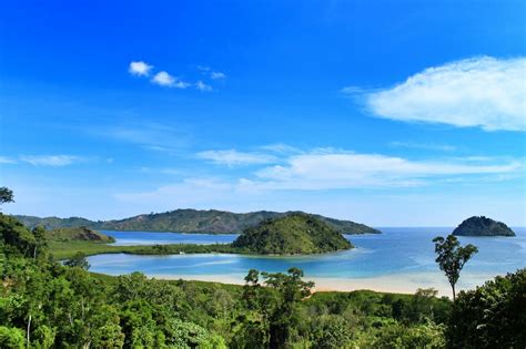 Indahnya Laut Dari Puncak Mandeh Sumatera Barat