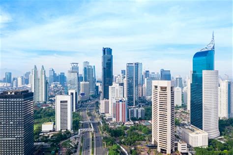 UMR Jakarta 2022 dan Daftar Upah Wilayah Sekitarnya | kumparan.com