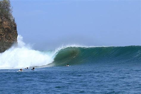 Surfing Nicaragua / Everything You Need to Know