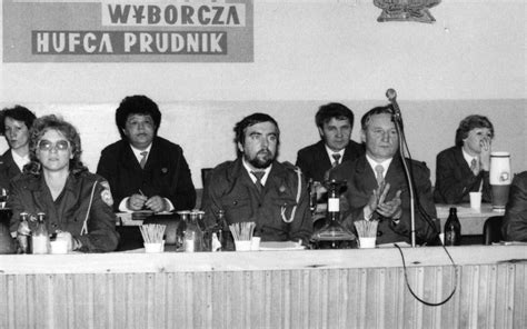 Nie Yje Zbigniew D Browski Wieloletni Dzia Acz Harcerski Nauczyciel