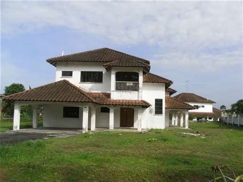 Partially Furnished Terrace For Auction At Bandar Putra Kulai Land