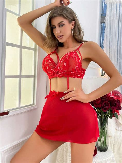 Womens Sexy Valentines Day Lingerie Set With Underwire And Hollow Out