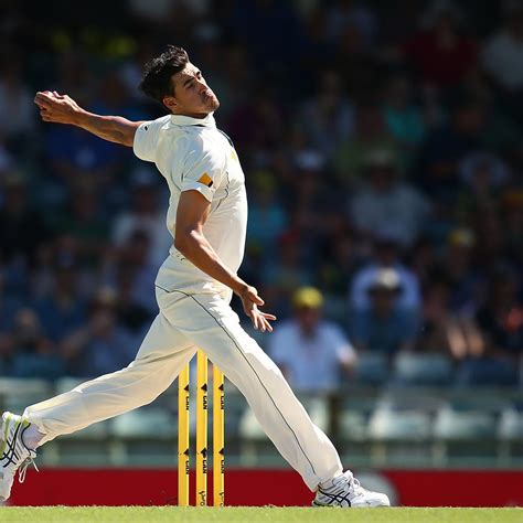 Australia's Mitchell Starc Bowls 160 kph Delivery in Test Match vs. New ...