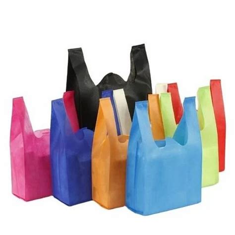 Handle Type W Cut Plain Non Woven Bags For Grocery At Rs 150 Kg In