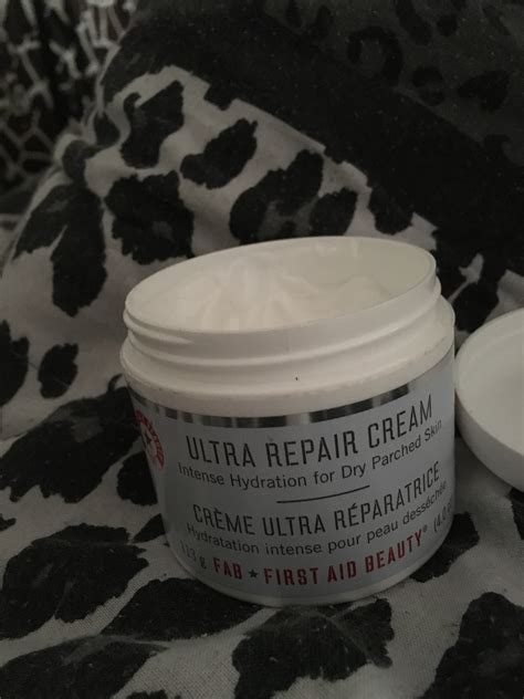 First Aid Beauty Ultra Repair Cream reviews in Body Lotions & Creams ...