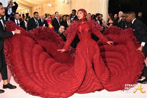 Cardi B. TOTALLY Upstaged Nicki Minaj At the 2019 MET Gala… (PHOTOS) # ...