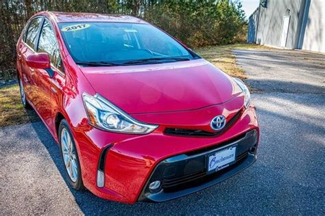 2017 Toyota Prius V Review And Ratings Edmunds