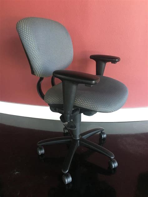 Used Office Chairs Haworth Improv He Task Chairs At Furniture Finders