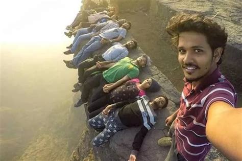 With Over 159 People Killed India Has The Highest Number Of Selfie