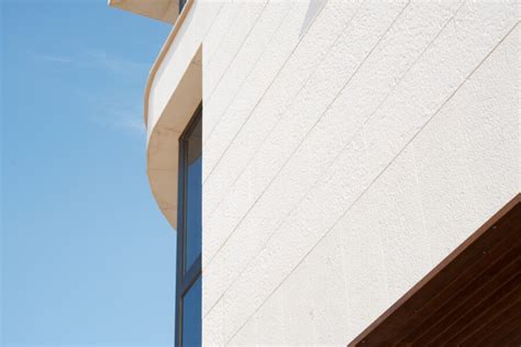 Facade In Aged Limestone Arista Piedras