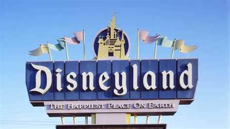 Sau Một Năm đóng Cửa Disneyland Sẽ Hoạt động Lại Vào Tháng 4 The