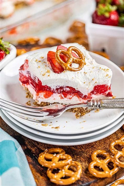 Grandmas Strawberry Pretzel Salad The Stay At Home Chef