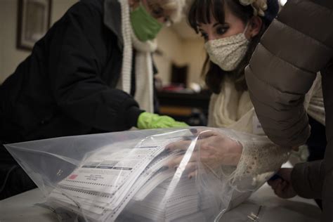 Harvard analysts react to the 2020 election — Harvard Gazette