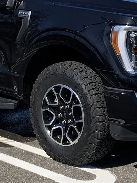 Ford F 150 Custom Wheels Factory Lariat Sport Wheels At Tires Fx4 Expedition 2021 18x Et