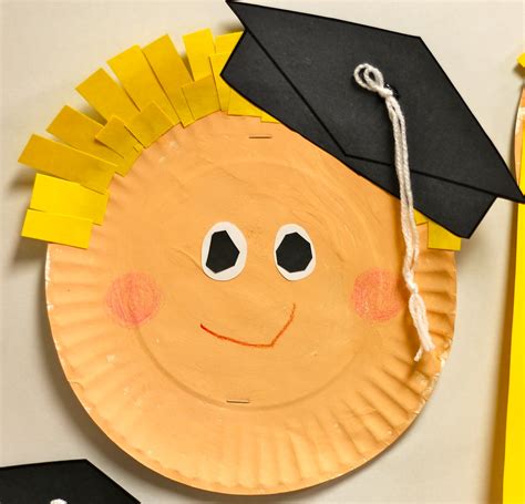 Kindergarten Graduation Craft Template