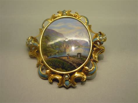 Château de Chillon Swiss Enamel Gold Brooch Circa 1880 at 1stDibs