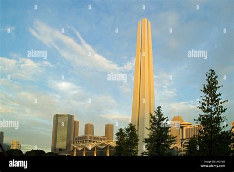 War Memorial Park Singapore Stock Photo Alamy