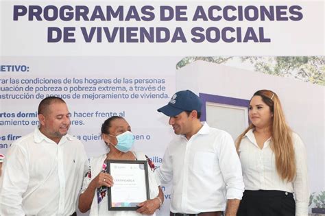 Con Impulso Escolar El Gobernador Mauricio Vila Dosal Contin A