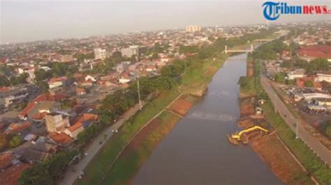 Kanal Banjir Timur Jadi Tujuan Wisata Murah Dan Tempat Olahraga Bagi