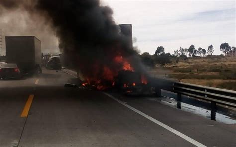 Tr Iler Se Incendi En La Autopista El Sol De Tulancingo Noticias