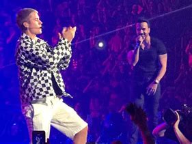 Surpresa Justin Bieber E Luis Fonsi Cantam Despacito Em Porto Rico