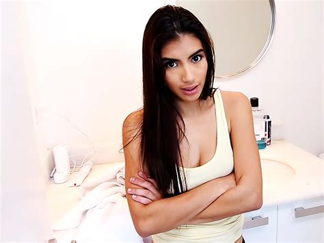 Stretching Out My Girl S Tight Pussy Michelle Michaels Porno Movies Watch Porn Online