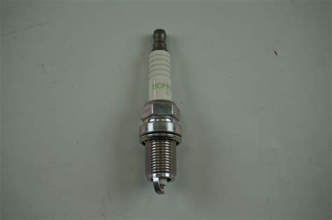 NGK V POWER BCPR5EY-11 SPARK PLUGS PACK OF 4 #2441 NOS | Factory OEM Parts