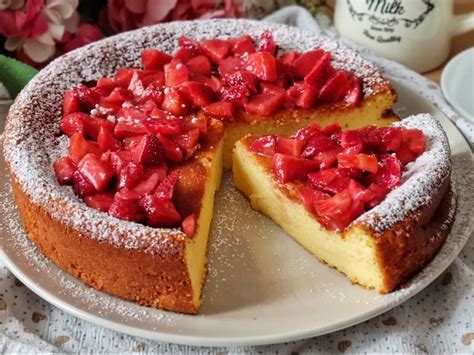 Torta Cremosa Al Mascarpone E Fragole Dolce Senza Farina Cucinare