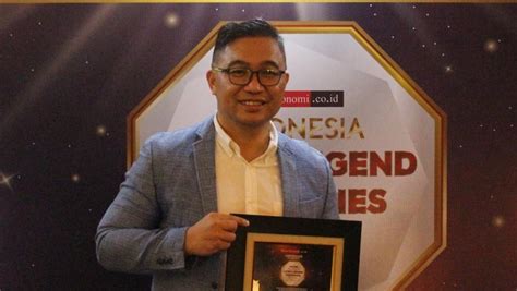 Bri Life Raih Penghargaan Living Legend Company